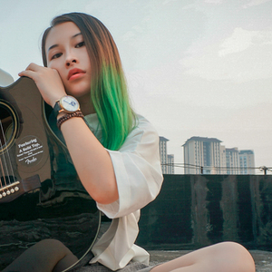 两个女生互想吃对方奶头动漫软件
