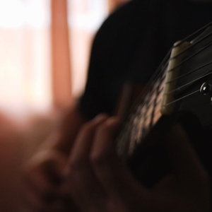 两个女生互想吃对方奶头动漫软件
